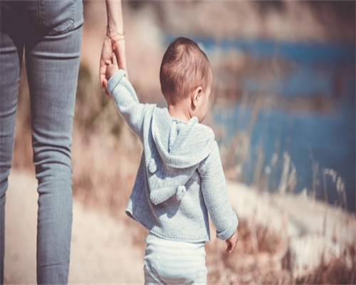 代孕成功率高么,卵巢早衰做*三代试管婴儿 促排方案如何选